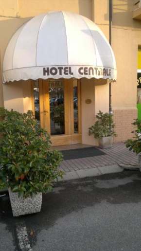 Отель Hotel Centrale  Арджелато